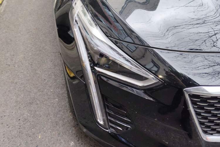 Used Cadillac CT6 2019 28T Luxury Model
