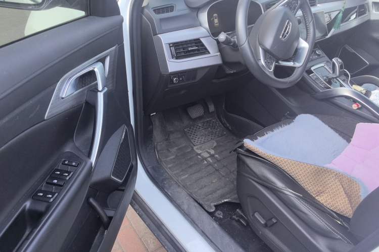 Used Geely Auto Emgrand X7 Sport 2020 1.8TD DCT Two-Wheel Drive Zhiya Model Driver Seat