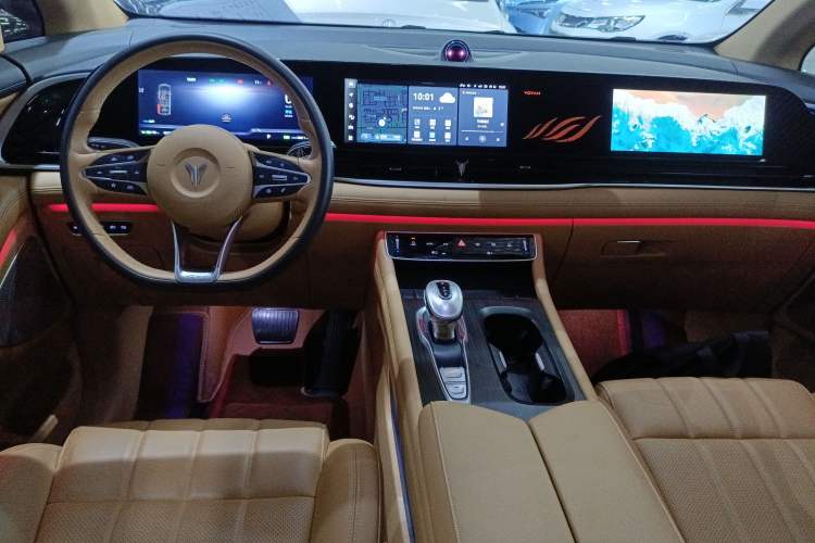 Used VOYAH Dream 2024 PHEV Extended-Range Premium Edition