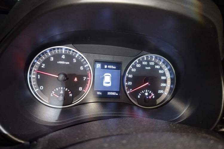 Used Kia kx1 Stonic 2021 1.4L CVT Sunroof Model Instrument Cluster