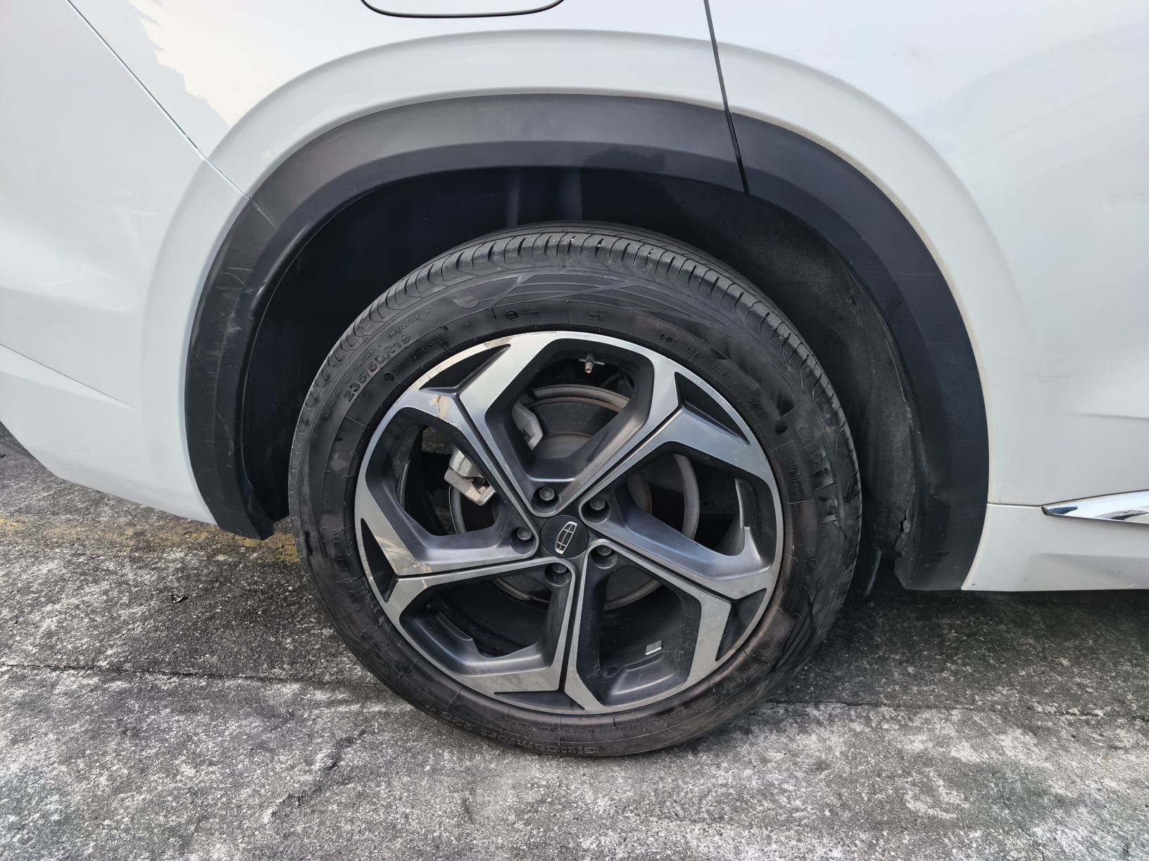 Geely Auto Monjaro L 2021 2.0TD High-Power Automatic All-Wheel Drive Luxury Version — снимка 11