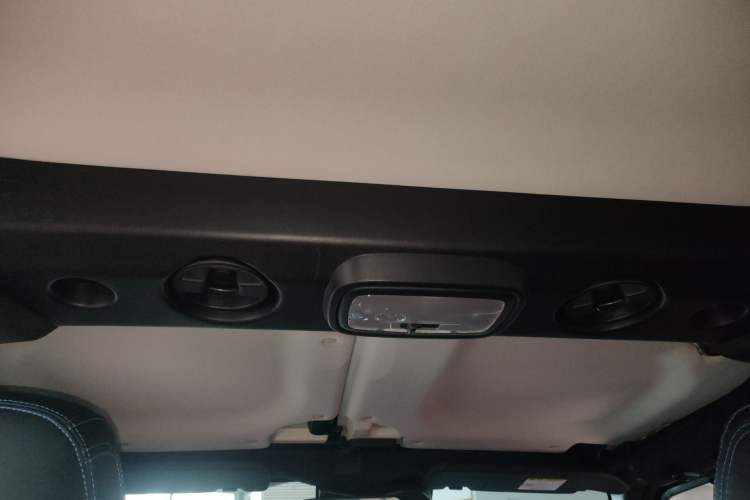 Used BAIC Off-Road BJ40 2023 2.0D Automatic Four-Wheel Drive Blade Hero Edition Adventurer Type
