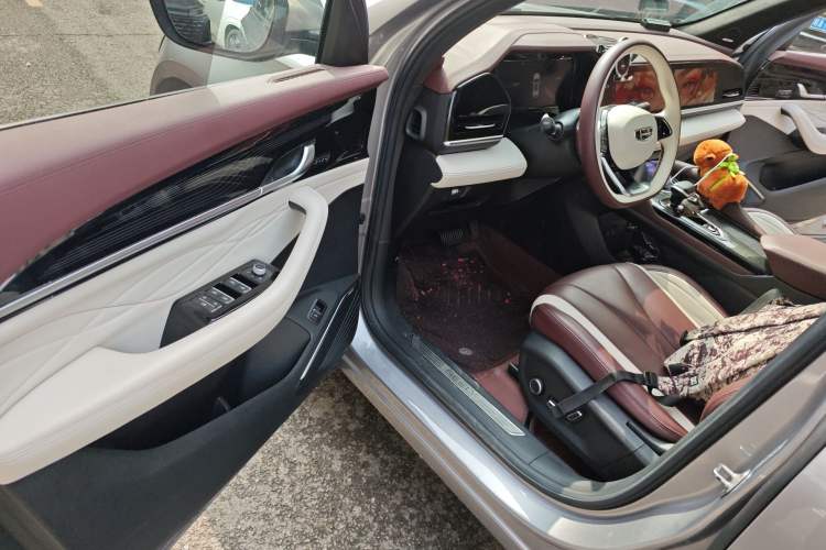 Used Geely Auto Monjaro L 2021 2.0TD DCT EVO Two-Wheel Drive Smart Luxury Version Driver Seat