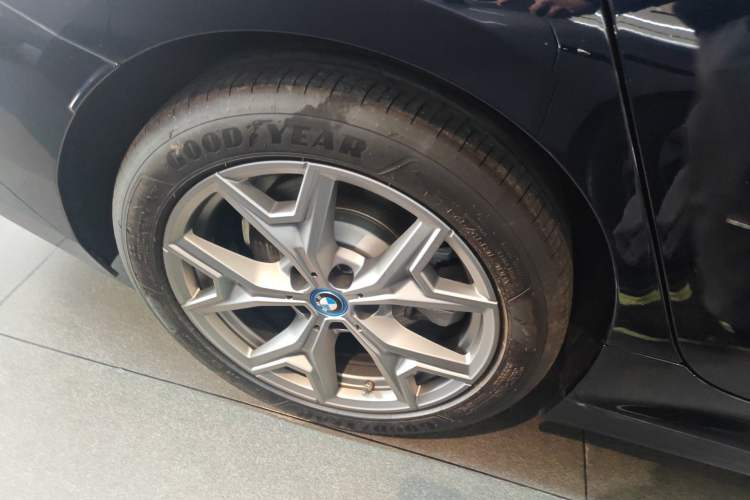 Used BMW i3 2024 eDrive 35 L
