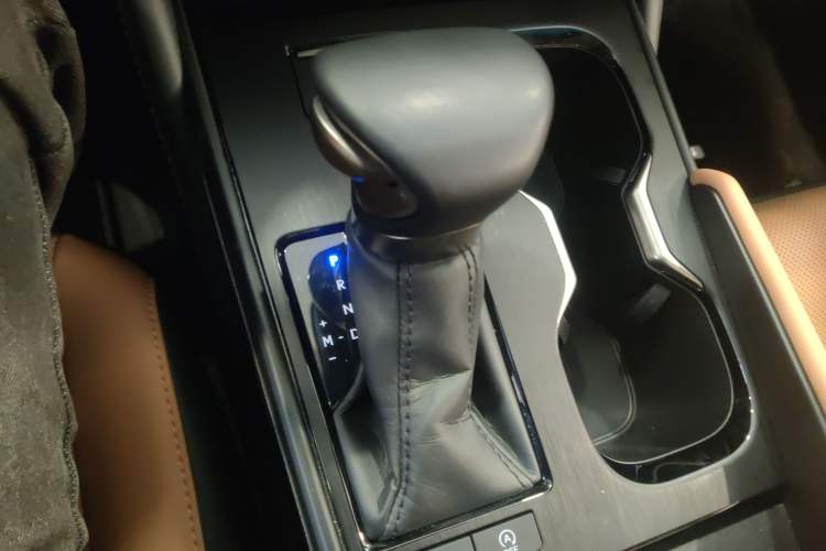 Used Lexus ES 2023 200 Excellence Edition Gear Lever