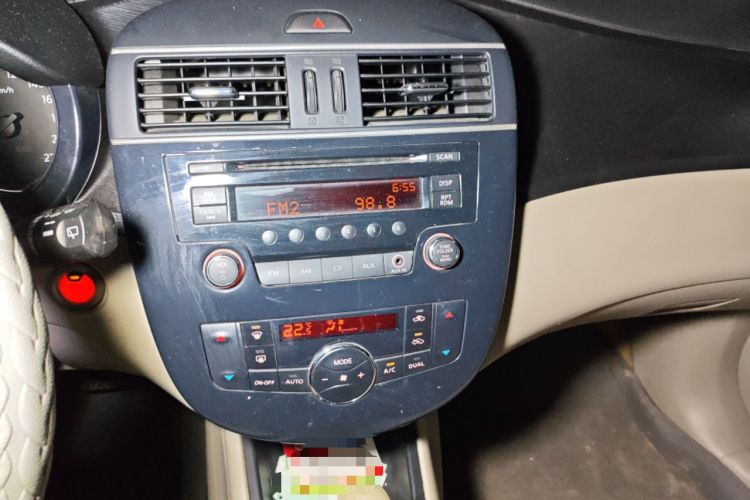 Used Nissan Tiida 2011 1.6L CVT Smart Version Audio And AC Panel