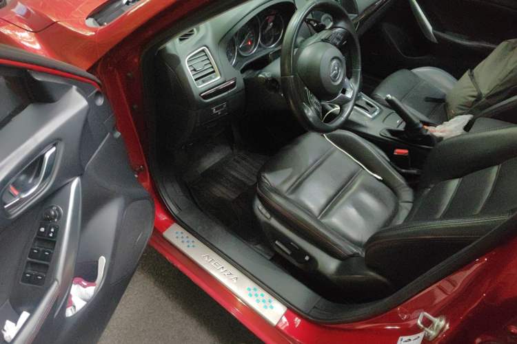 Used Mazda Atenza 2014 2.5L Blue Sky Prestige Edition Driver Seat