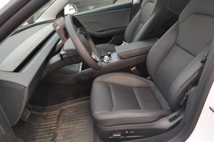 Used Tesla Model 3 2025 Model Revised Rear-Wheel-Drive Version
