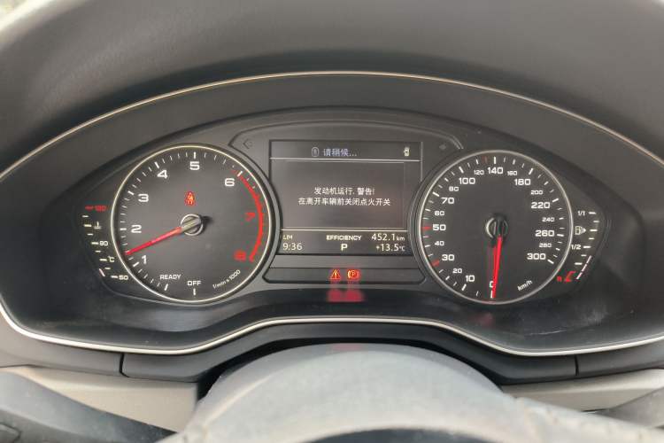 Used Audi A4L 2017 40 TFSI Ambition Edition
