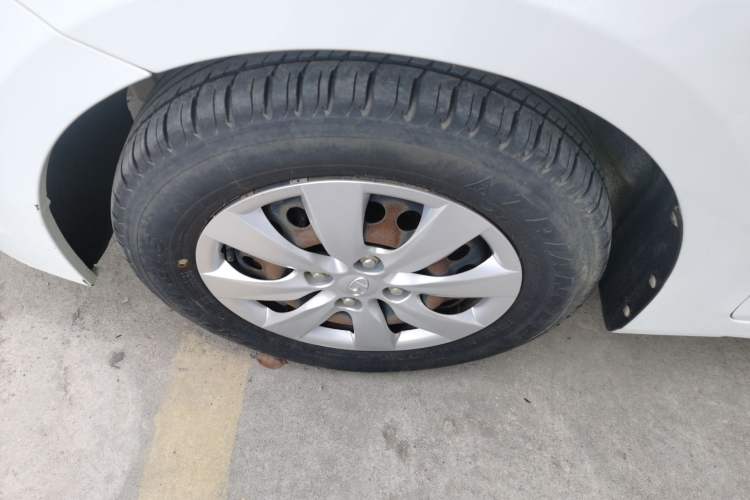 Used Hyundai Verna (older generation) 2014 1.4L Manual Smart GLS Trim