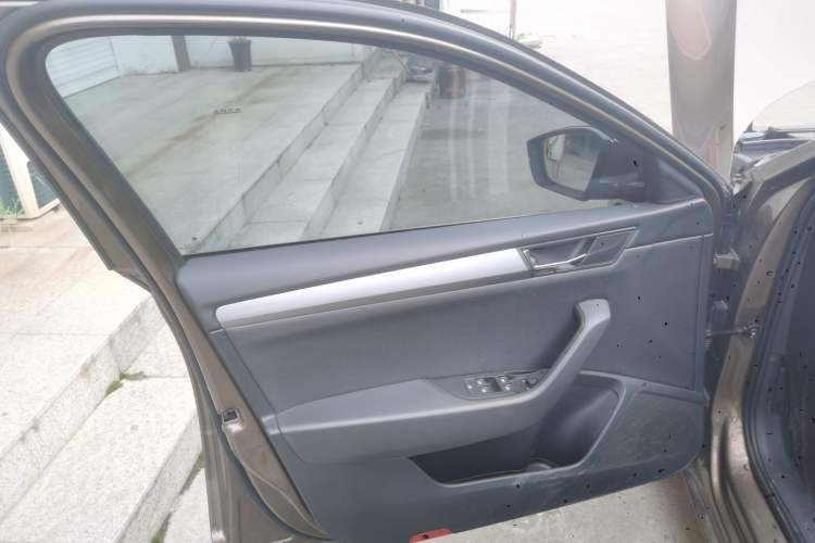 Used Skoda Superb 2016 TSI280 DSG Innovation Edition