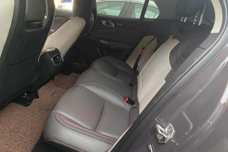 Used Lynk & Co 02 2019 High-Energy Edition 2.0T Automatic Two-Wheel Drive Shine Pro Edition China VI Standard