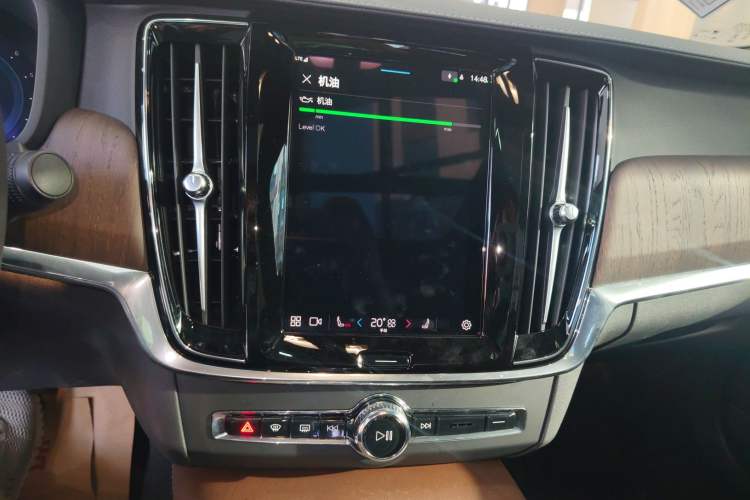 Used Volvo S90 2025 B5 Zhiyuan Luxury Edition
