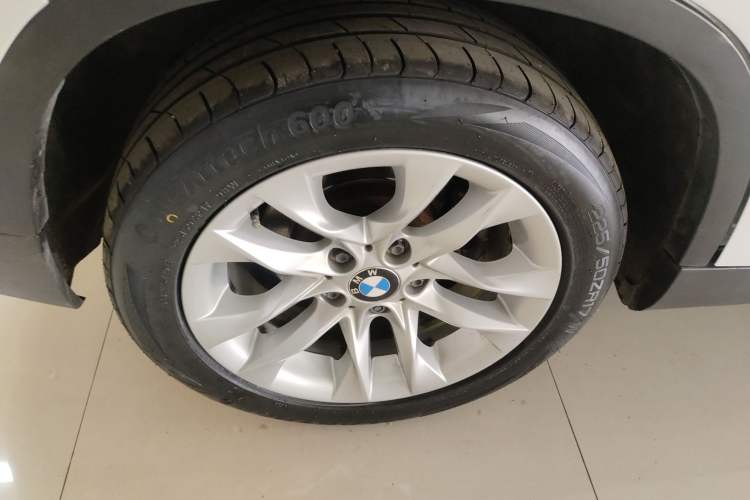 Used BMW X1 2015 sDrive18i Fashion Upgrade Edition Right Rear Wheel Hub