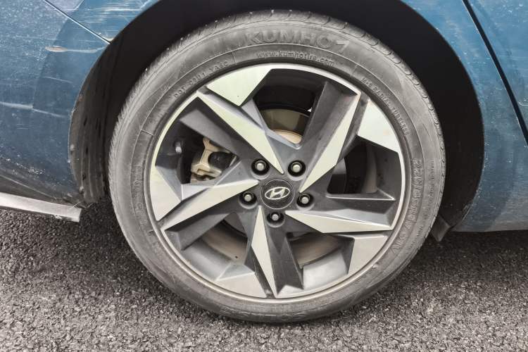 Used Hyundai Elantra 2022 1.5L CVT GLX Elite Edition Exterior 5