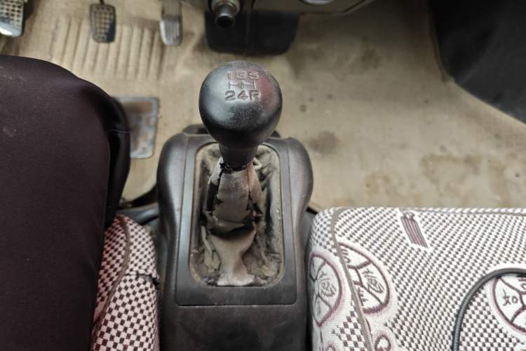 Used Wuling Rongguang 2011 1.2L Base Version