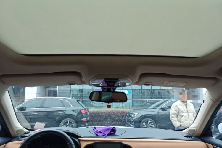 Used Brilliance V7 2018 280T DCT Luxury Model 5 Seats
