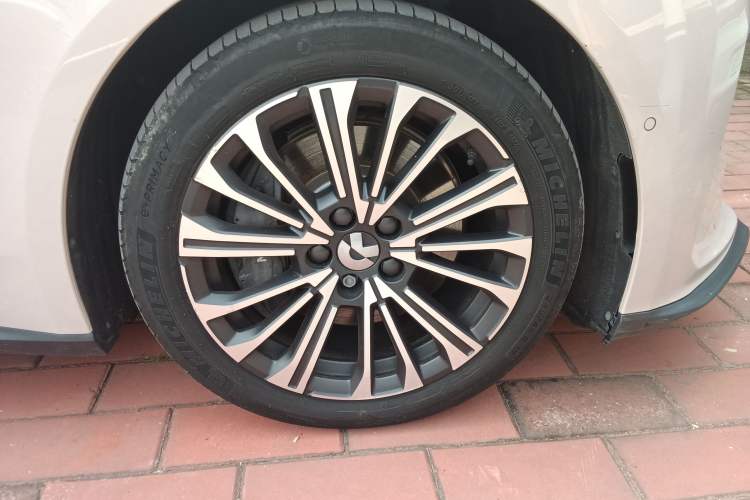 Used Nio ET5 2022 75 kWh