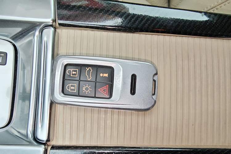 Used Volvo XC60 2012 T5 Prestige Edition