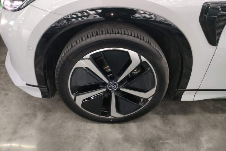 Used BYD Song L EV 2025 Intelligent Driving Version 662 km LiDAR Excellence Edition