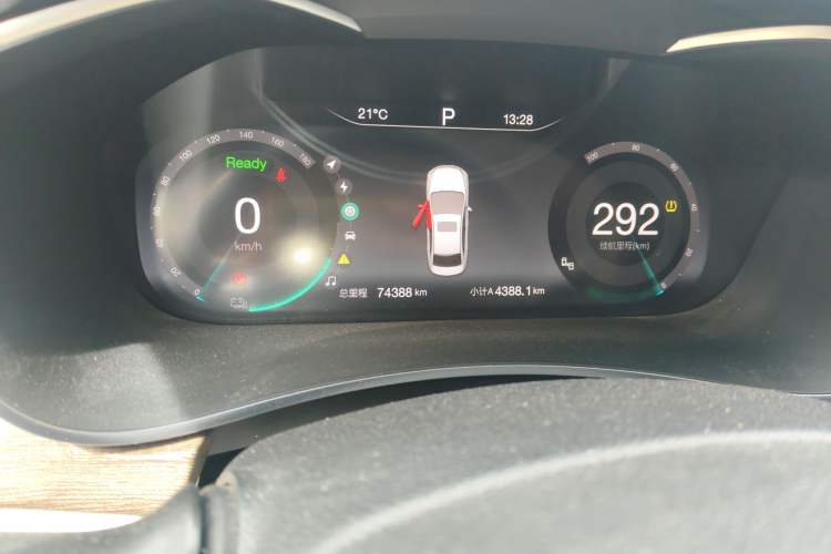 Used BAIC Beijing EU5 2018 R500 Smart Wind Edition Odometer Close Up
