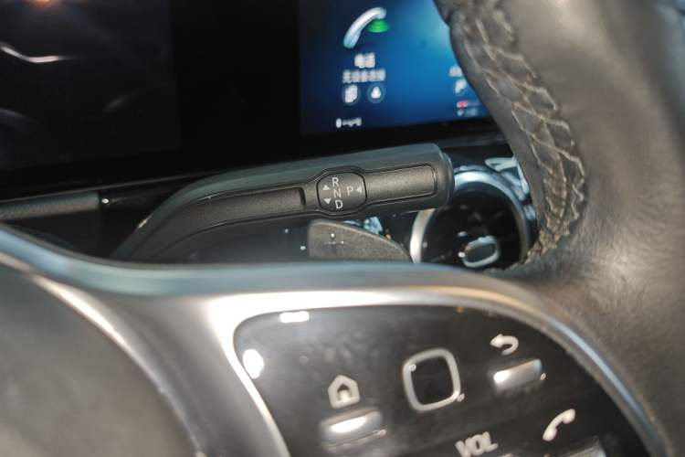 Used Mercedes-Benz B-Class 2022 Updated B 200 Fashion Edition Gear Lever