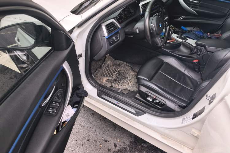 Used BMW 3 Series 2018 320i M Sport Package