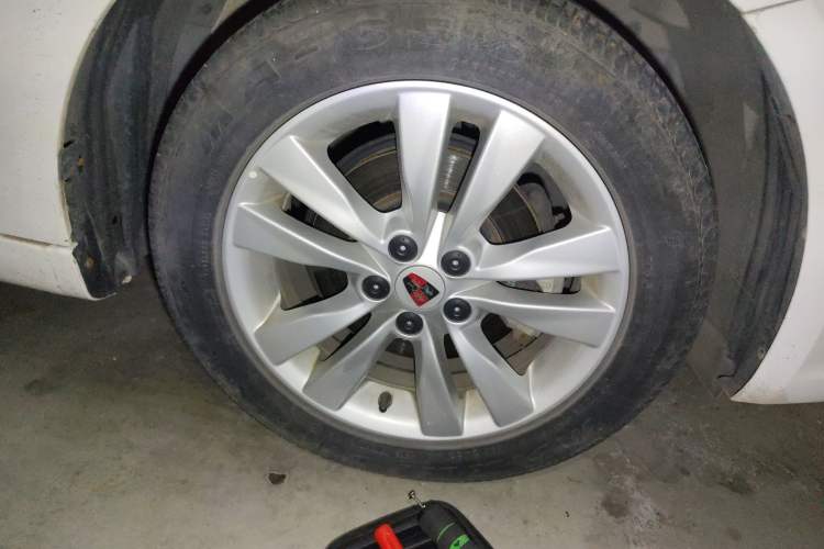 Used Roewe 360 2015 1.5L Automatic Luxury Edition
