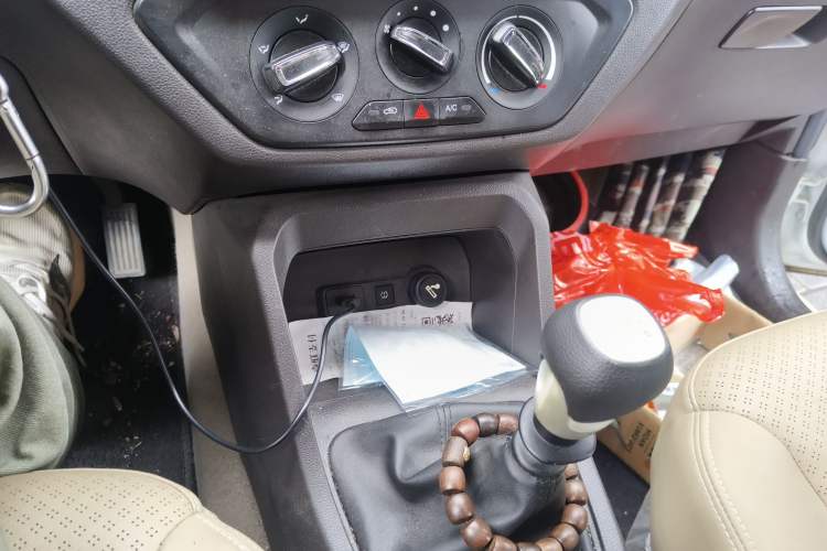 Used Wuling Hongguang 2021 1.5L Facelifted S Comfort Version with Electric Power Steering LAR Audio And AC Panel