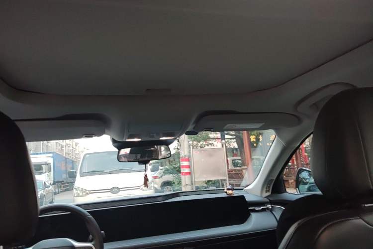 Used Ford Mondeo 2025 2.0T EcoBoost Luxury Version Headliner