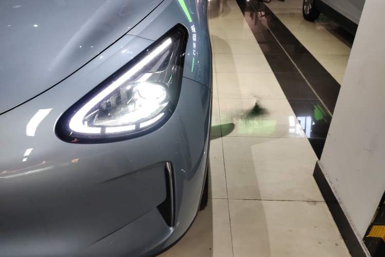 Used Geely Galaxy Geome 2025 UP 410km Exploration Edition Left Front Headlight