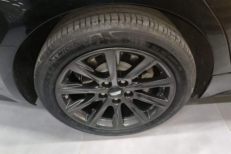 Used Cadillac CT5 2023 28T Prestige Model
