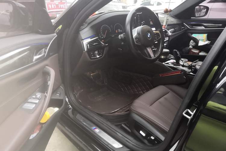 Used BMW 5 Series 2019 525Li M Sport Package Driver Seat