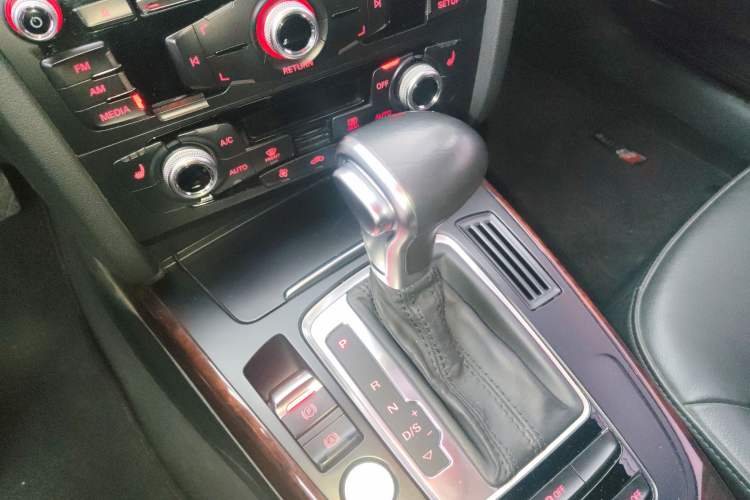 Used Audi A4L 2016 35 TFSI Collection Edition S line Comfort Model