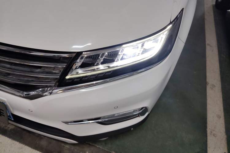 Used Roewe RX5 2016 30T Four-Wheel Drive Automatic Internet Smart Luxury Edition Left Front Headlight