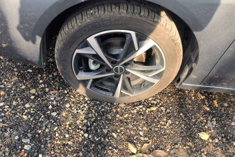 Used Roewe i5 2024 1.5L CVT Luxury Edition