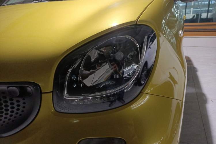 Used smart forfour 2016 1.0L 52 kW Passion Edition