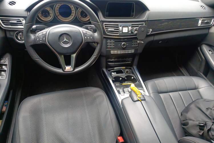 Used Mercedes-Benz E-Class 2015 Facelift E 200 L Sport Edition
