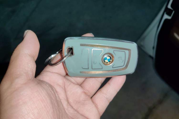 Used BMW 5 Series 2012 520i Elegant Edition