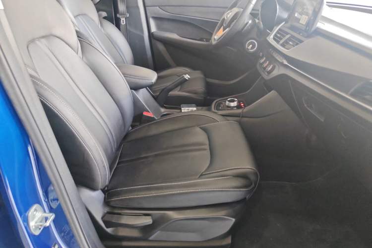 Used Baojun 360 2019 1.5L Automatic Elite Version China VI