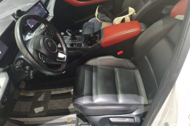 Used MG 5 2021 300TGI DCT Elegant Luxury Edition