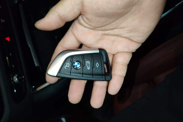 Used BMW i3 2024 eDrive 35 L
