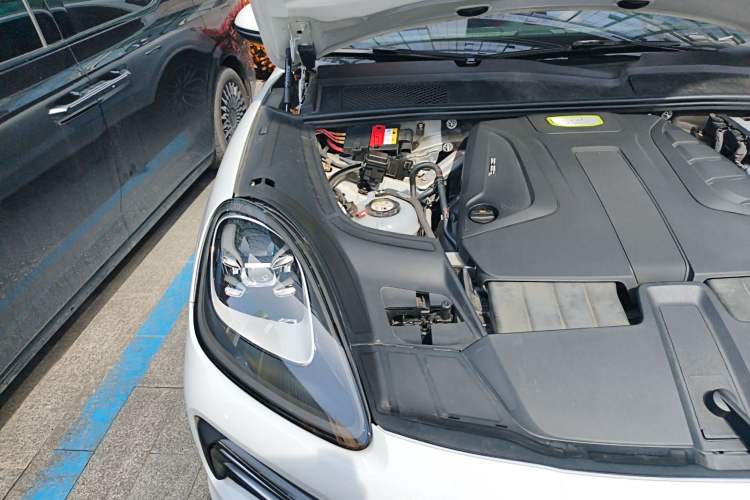 Used Porsche Cayenne E-Hybrid 2021 Cayenne E-Hybrid 2.0T