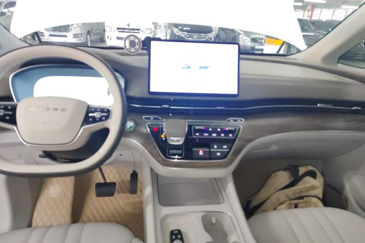 Used Roewe iMAX8 New Energy 2025 1.5T DMH Lu Zun Deluxe Edition

