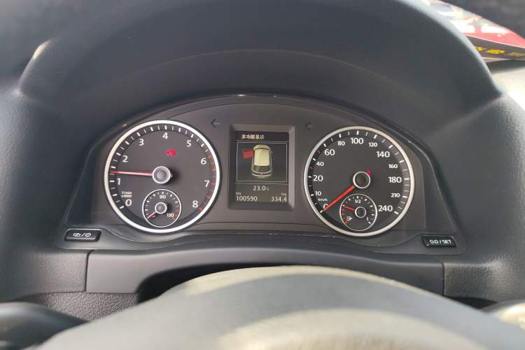 Used Volkswagen Tiguan 2015 1.8TSI Automatic Two-Wheel Drive Luxury Model Instrument Cluster