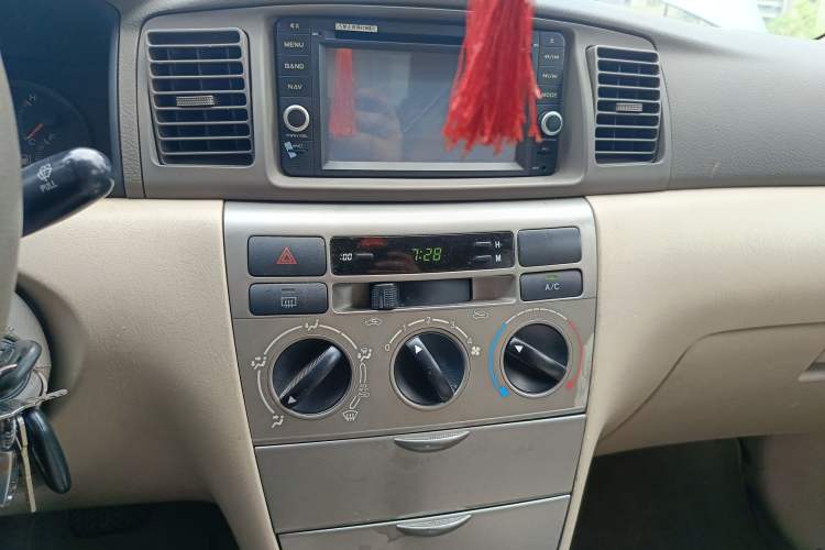 Used Toyota Corolla EX 2011 1.6L Automatic Classic Edition Audio And AC Panel