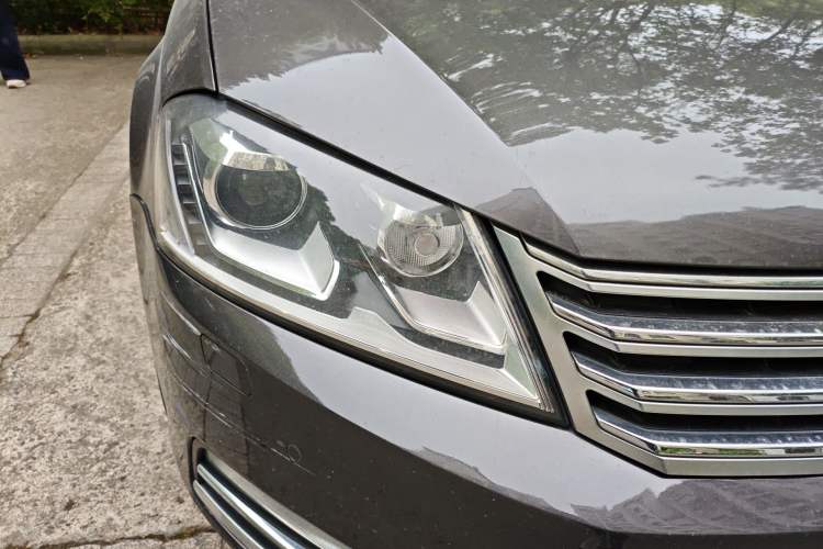 Used Volkswagen Magotan 2013 2.0 TSI Prestige Model
