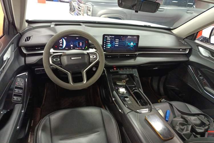 Used Haval H6 2021 3rd Generation 1.5T Automatic Two-Wheel Drive Max Center Console