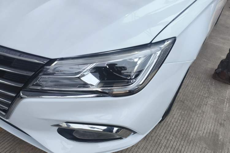 Used Roewe i5 2020 1.5L Automatic 4G Connected Linghao Edition