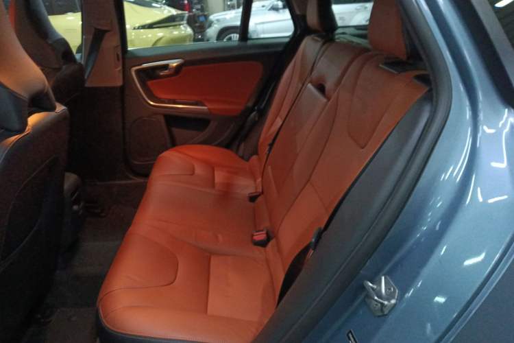 Used Volvo V60 2017 T5 Zhiyi Edition China V Standard